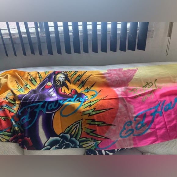 Ed Hardy fringed shawl scarf - Picture 4 of 5